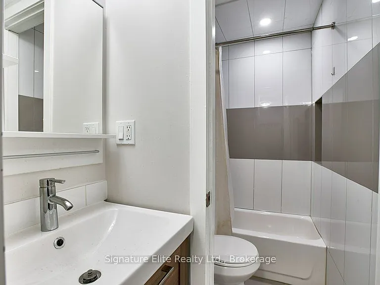 112 Alder Cres #102 — Photo 14