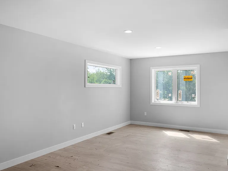 500 Cambridge St — Photo 9