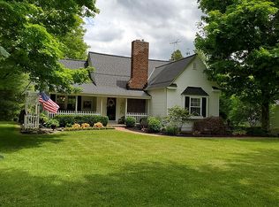 10599 Tibbetts Rd, Kirtland, OH 44094