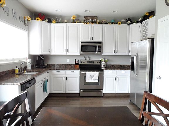 5th image of 1731 Silver Meadow Cir