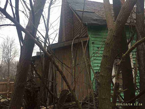 5729 Woodrow