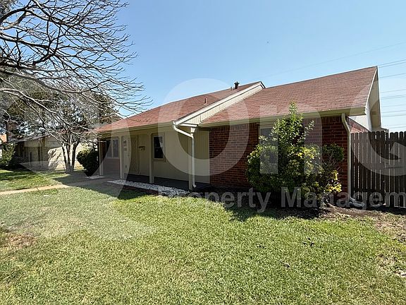 3rd image of 3302 High Plateau Dr