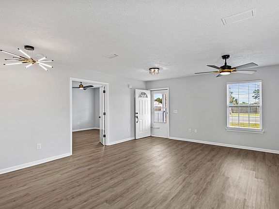 5th image of 6123 Cherry St