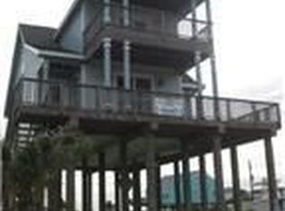 13015 Buccaneer Pkwy, Freeport, TX 77541