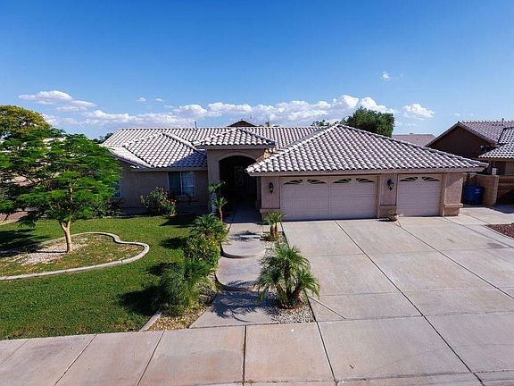 3rd image of 3769 W 25th Ln
