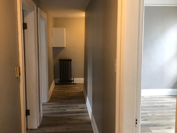 5th image of 420 N Yakima Ave APT 2
