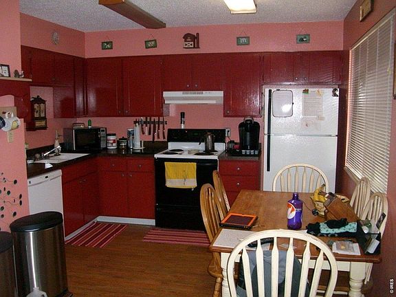 5th image of 1726-1728 Meadow St