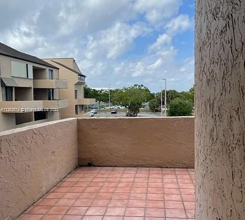 4th image of 10500 SW 108th Ave APT B304