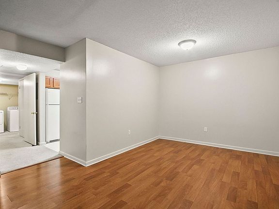 4th image of 2515 Veterans Memorial Pkwy APT 312