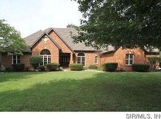 217 Lake Ridge Dr, Collinsville, IL 62234