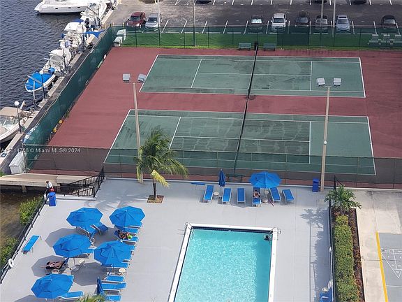 2nd image of 2780 NE 183rd St APT 1011