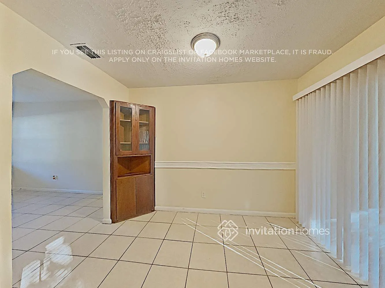 7601 Sharon Dr Tampa, FL 33617 — Photo 4