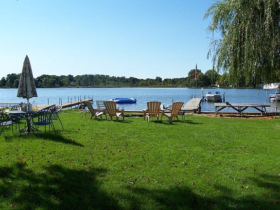 looking west to lakelot