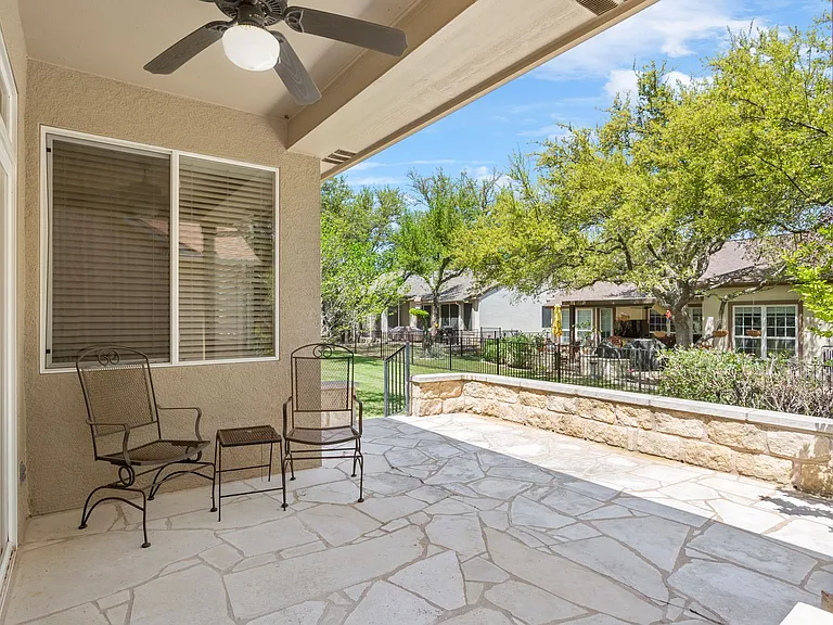 311 Dove Hollow Trl — Photo 21
