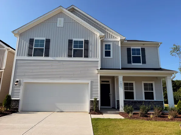 701 Morning Light Dr, Angier, NC