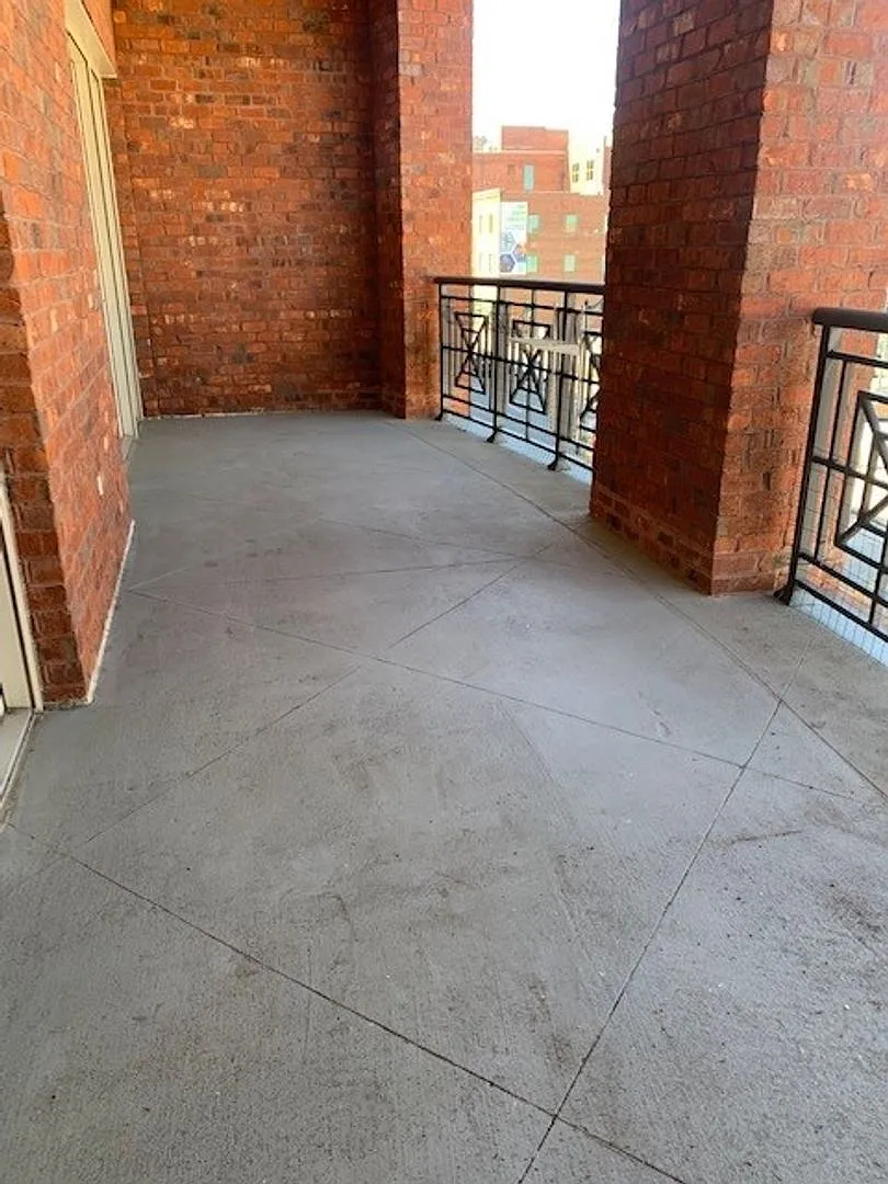 113-209 N Church Street — Photo 3