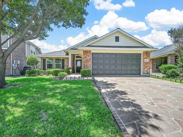 1002 Weeson Rd, Forney, TX 75126