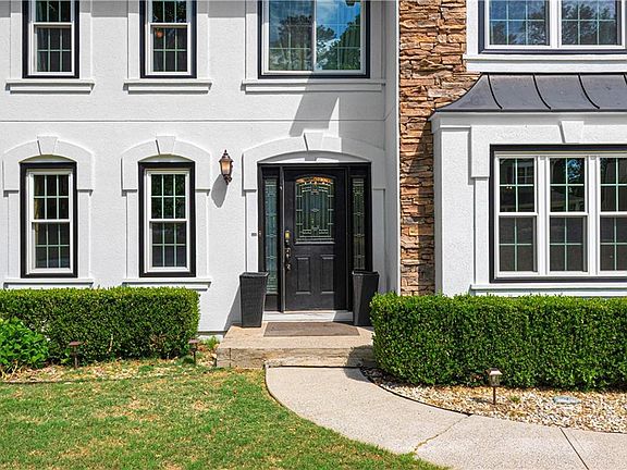 5th image of 2798 Beddington Way