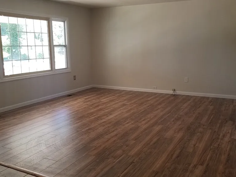 3004 Tanbark Ln — Photo 3