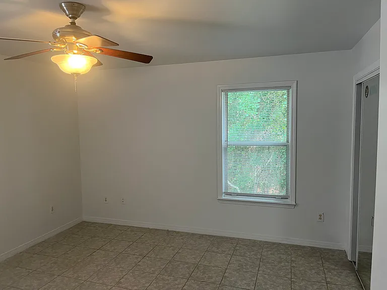2279 Wallace Cir — Photo 11
