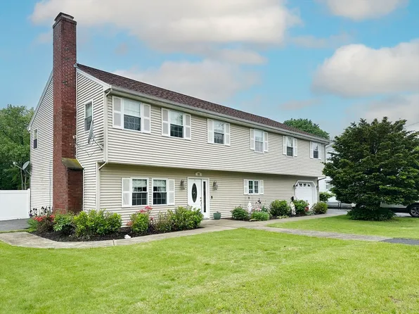 126 Lake St, Shrewsbury, MA 01545