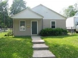 1933 S Covell Ave, Sioux Falls, SD 57105