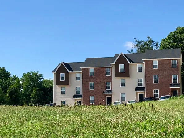 Glade Village, 38 Glade Ave #38, Hanover, PA 17331