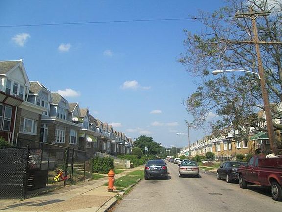 5th image of 5485 W Montgomery Ave