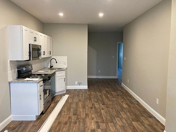 5th image of 5803 Catharine St