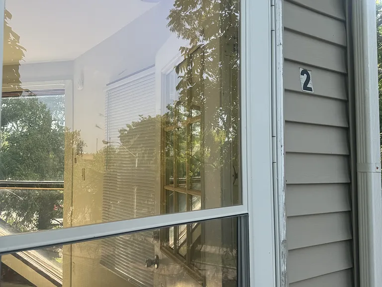 521 E 7th St #2 — Photo 19