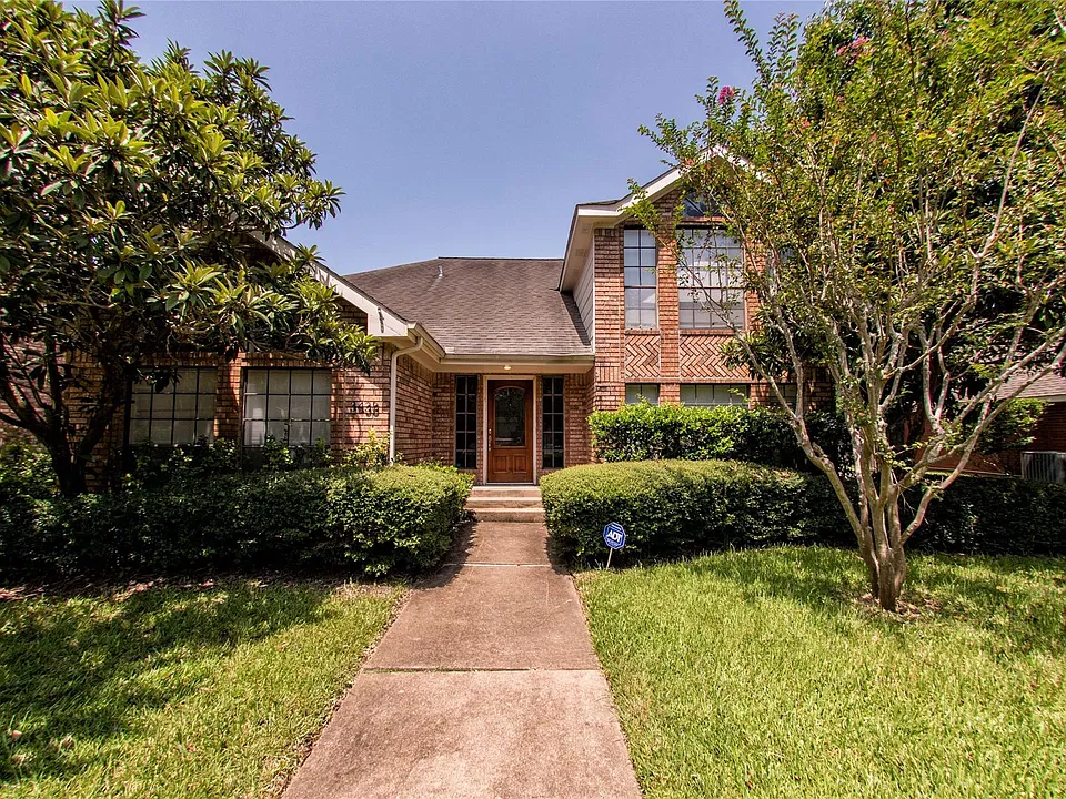3438 Mimosa Way