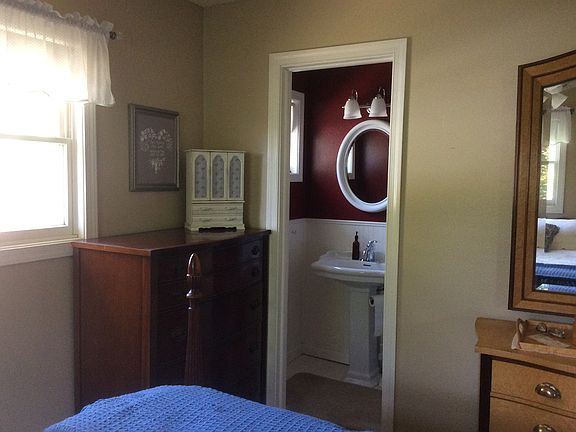 5th image of 1024 Louisiana Ave