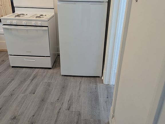 3rd image of 7520 Ross Ave