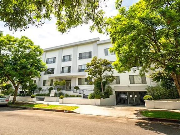 2nd image of 231 N La Peer Dr APT 201