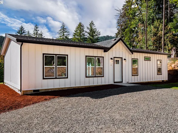 42276 Winberry Creek Rd, Fall Creek, OR 97438