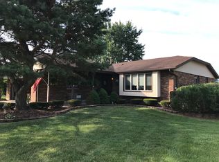 17534 Redwood Ln, Tinley Park, IL 60487