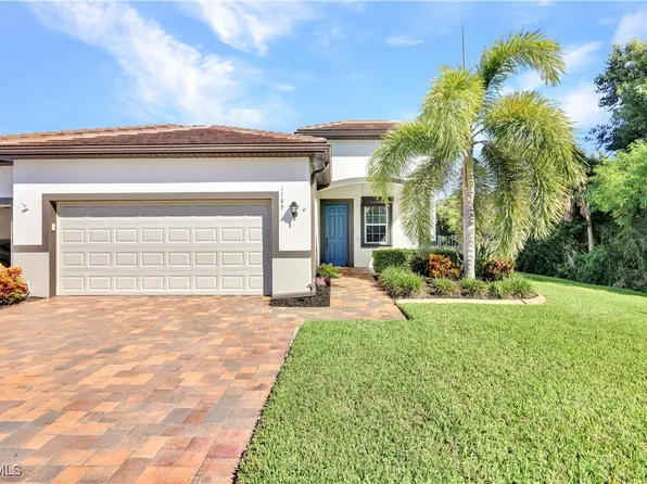 1189 S Town And River Dr, Fort Myers, FL 33919