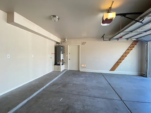 11624 N 151st Ln — Photo 34