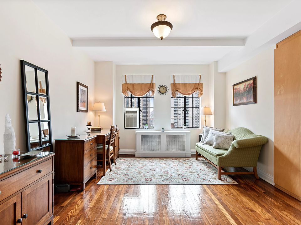 1st image of 320 E 42nd St APT 1716