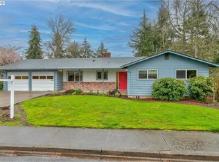 2716 NE Elaine Dr, McMinnville, OR 97128