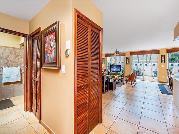 3rd image of 10252 NW 52nd Ln #10252