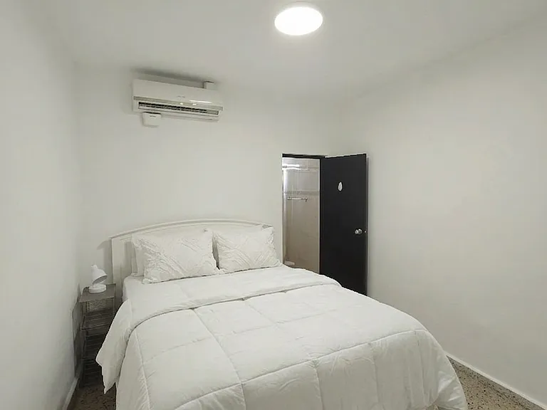 255 Calle Larrinaga #2 — Photo 10