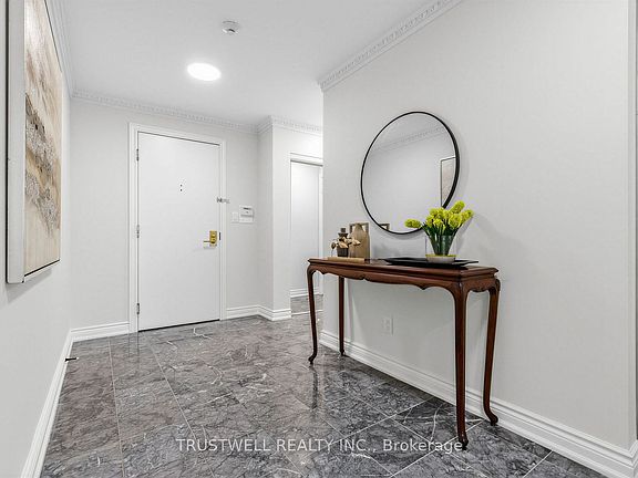 4th image of 3181 Bayview Ave #703