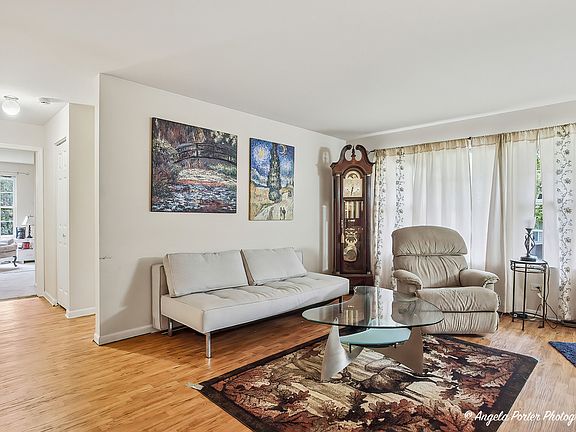 4th image of 1152 N Red Oak Cir Unit 1