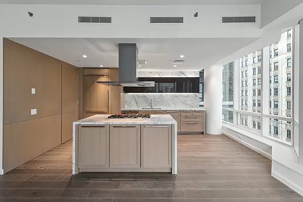 1st image of 19 Park Pl #13