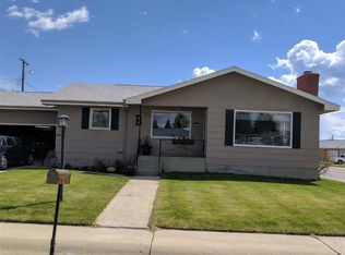 3400 S Hillcrest Dr, Butte, MT 59701