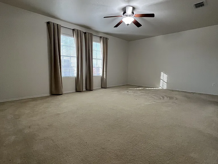 Master Bedroom. 1/4 inch foam carpet recently steam cleaned.