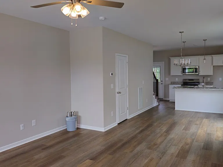 1216 Paradise Hill Rd #A — Photo 3