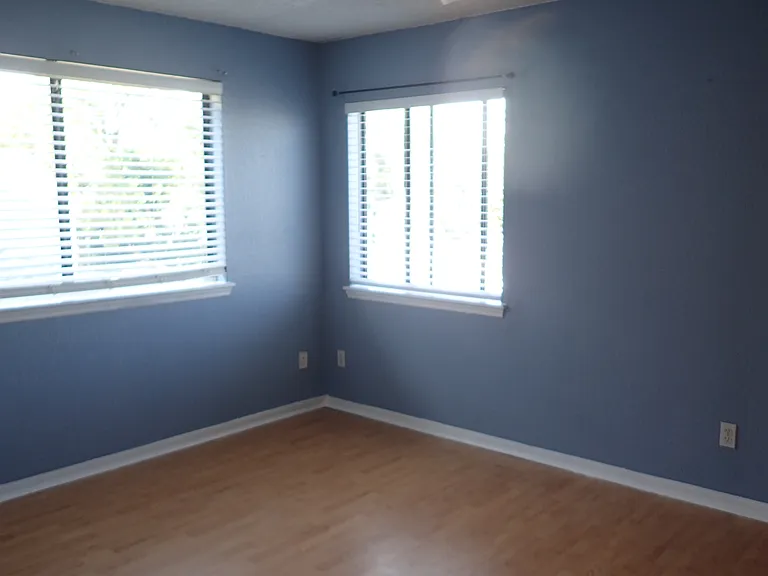 3RD FLOOR BEDROOM