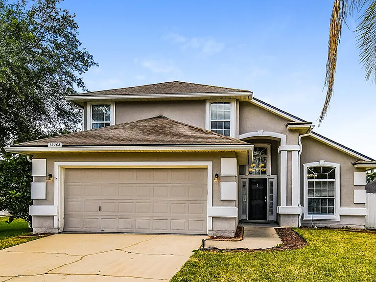 12363 Guava Ct — Photo 4